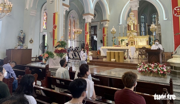 Foreigners in HCM City celebrate Easter 2022